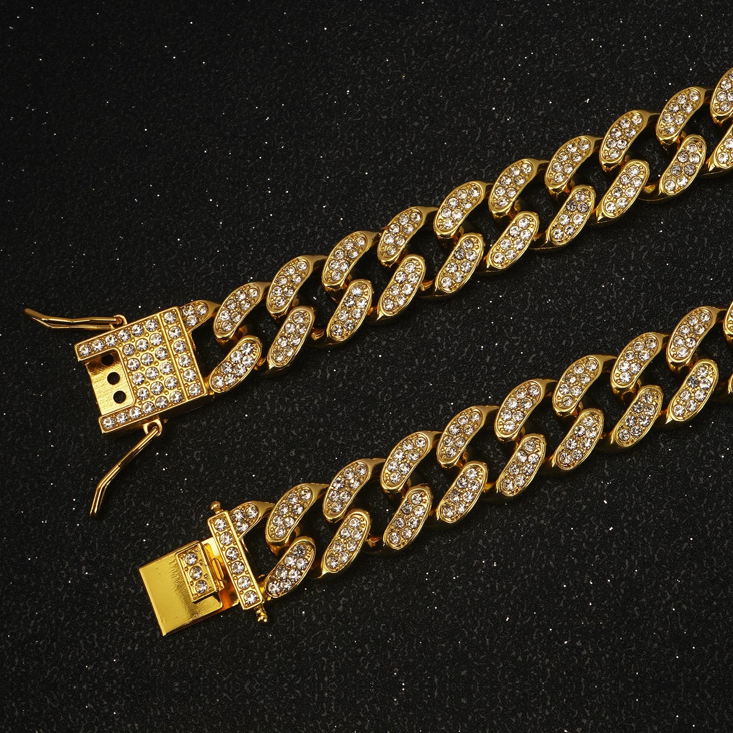 Collier cubain de luxe en diamant pour chiens et chats